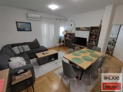 Bulevar Patrijarha Pavla (Somborski Bulevar) | 4zida.rs