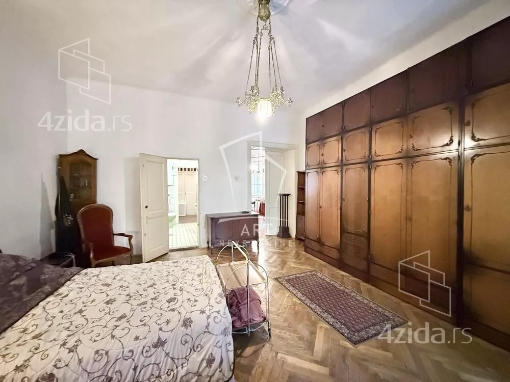 Četvoroiposoban stan | 4zida