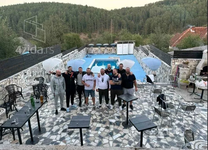 5-etažna kuća | 4zida