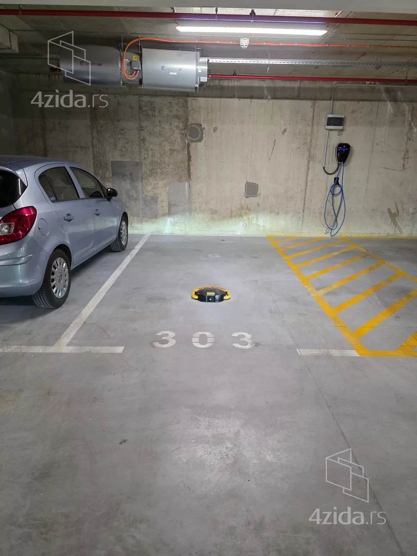 Parking | 4zida
