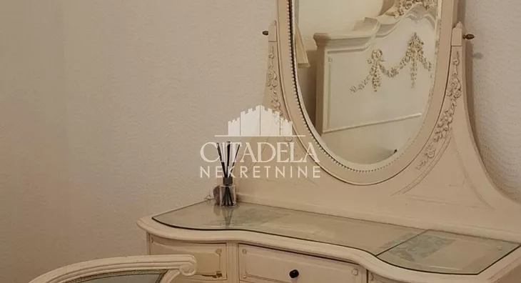 4-etažna kuća | 4zida