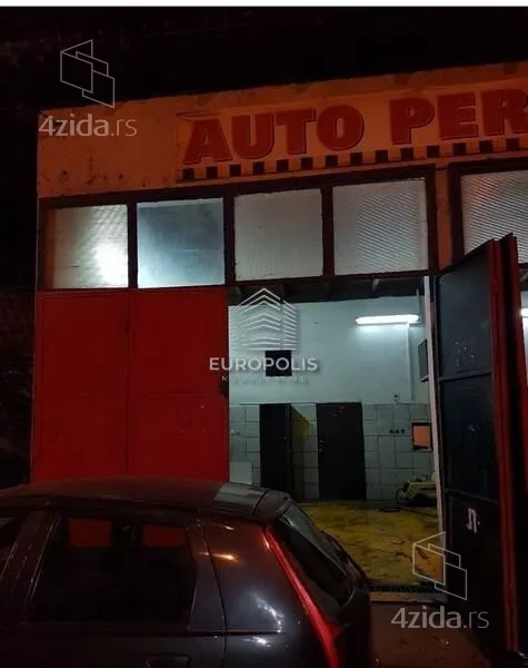 Poslovni prostor | 4zida