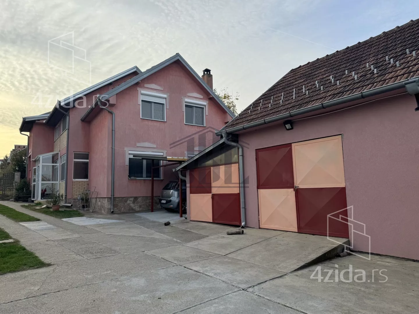 Kuća | 4zida