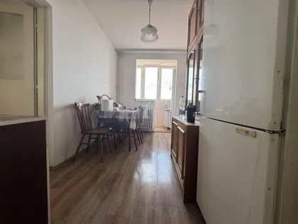 Jabučka | 4zida.rs