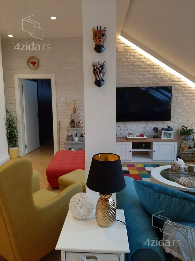 Dvoiposoban stan | 4zida