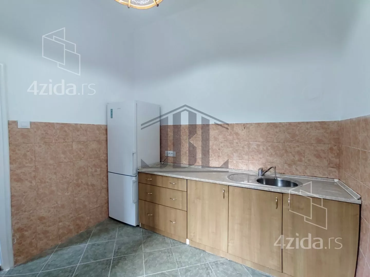 Kancelarija | 4zida
