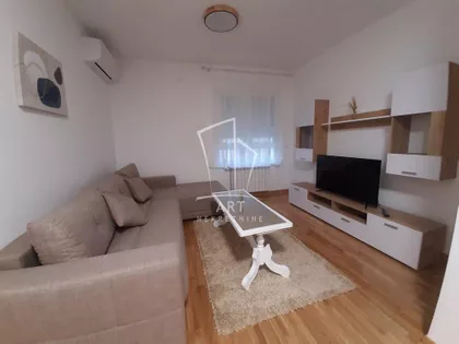 Duvanjska | 4zida.rs