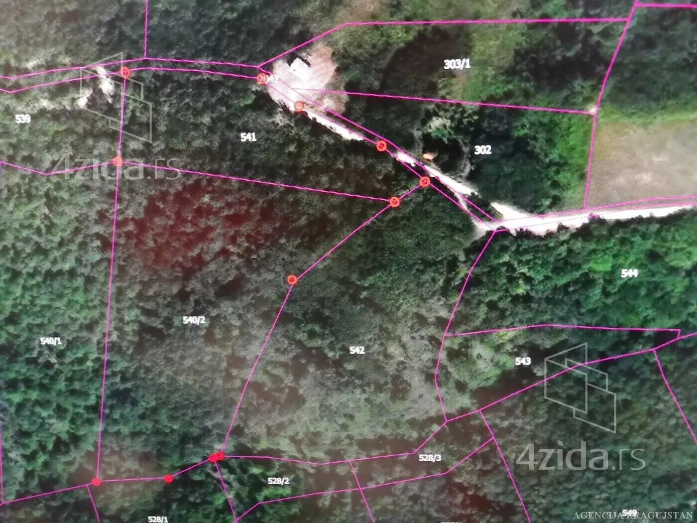 Poljoprivredno zemljište | 4zida