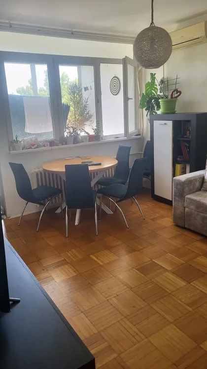 Ustanička | 4zida.rs