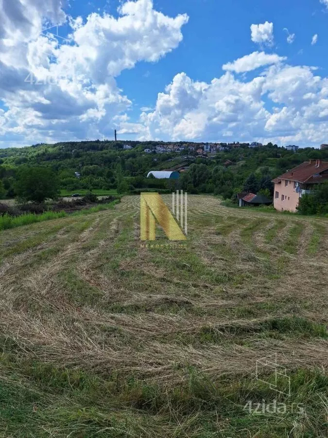 Plac | 4zida