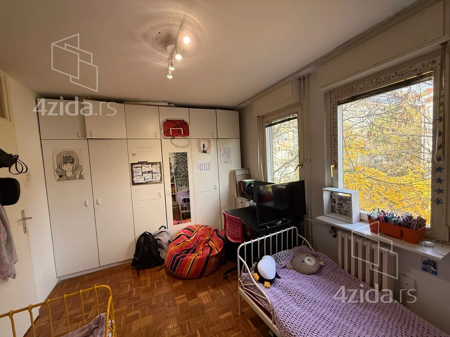 Četvoroiposoban stan | 4zida