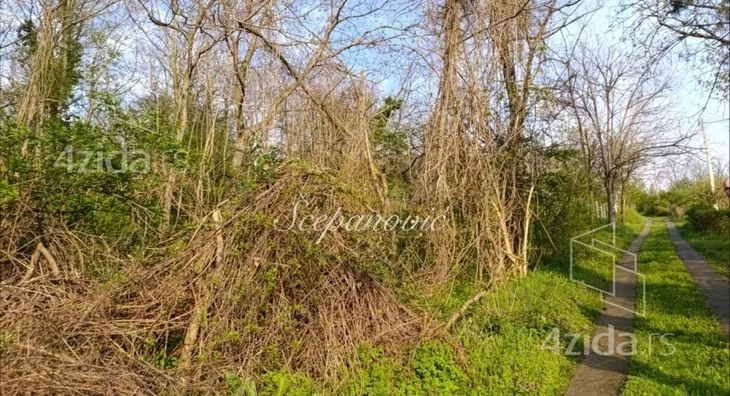 Građevinsko zemljište | 4zida