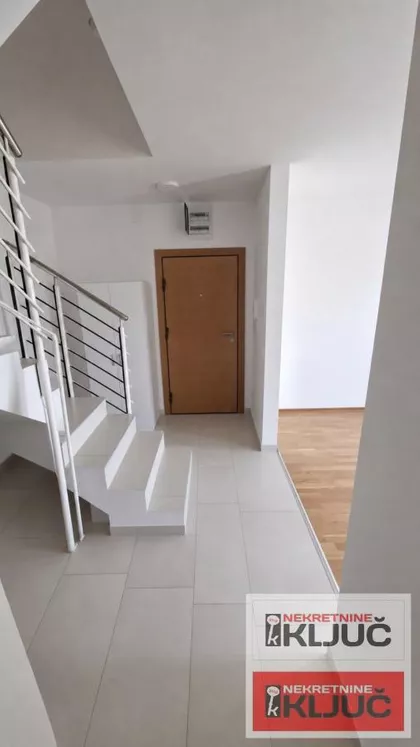 Podbara | 4zida.rs