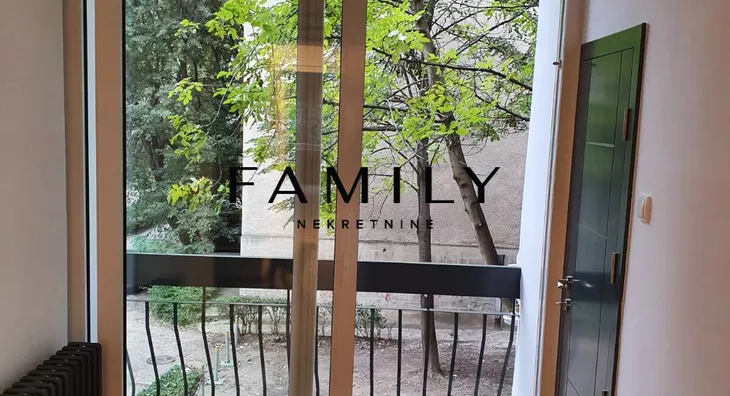 Četvoroiposoban stan | 4zida