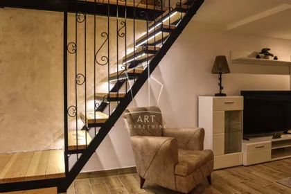 Južni Bulevar | 4zida.rs