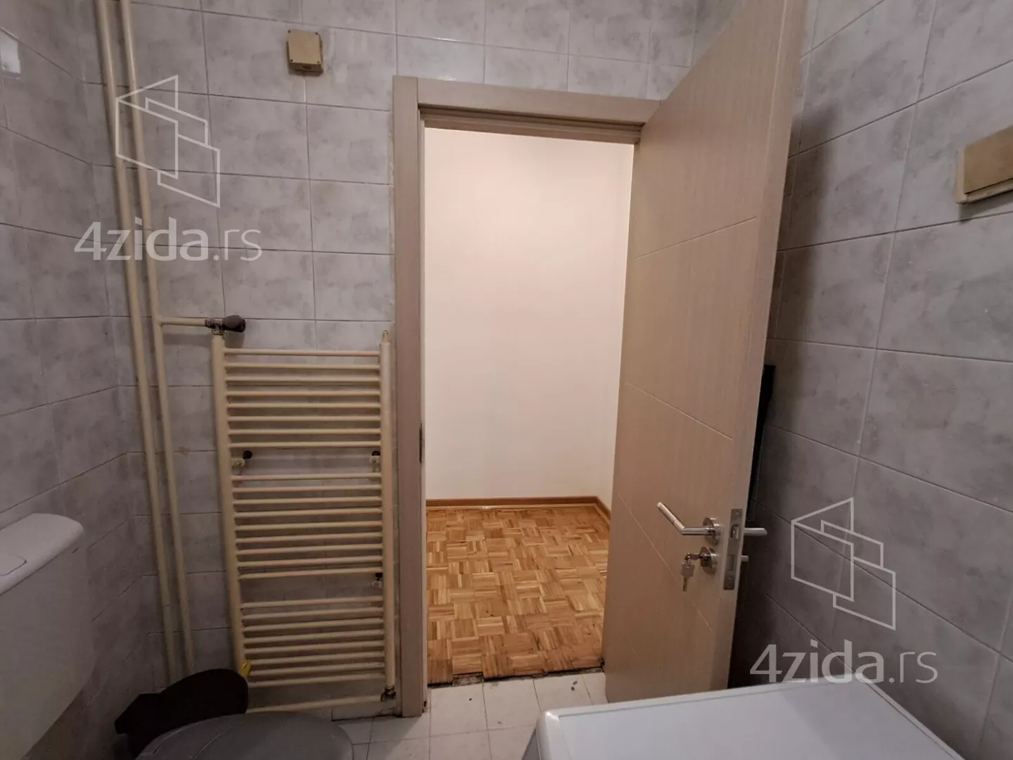 Garsonjera | 4zida