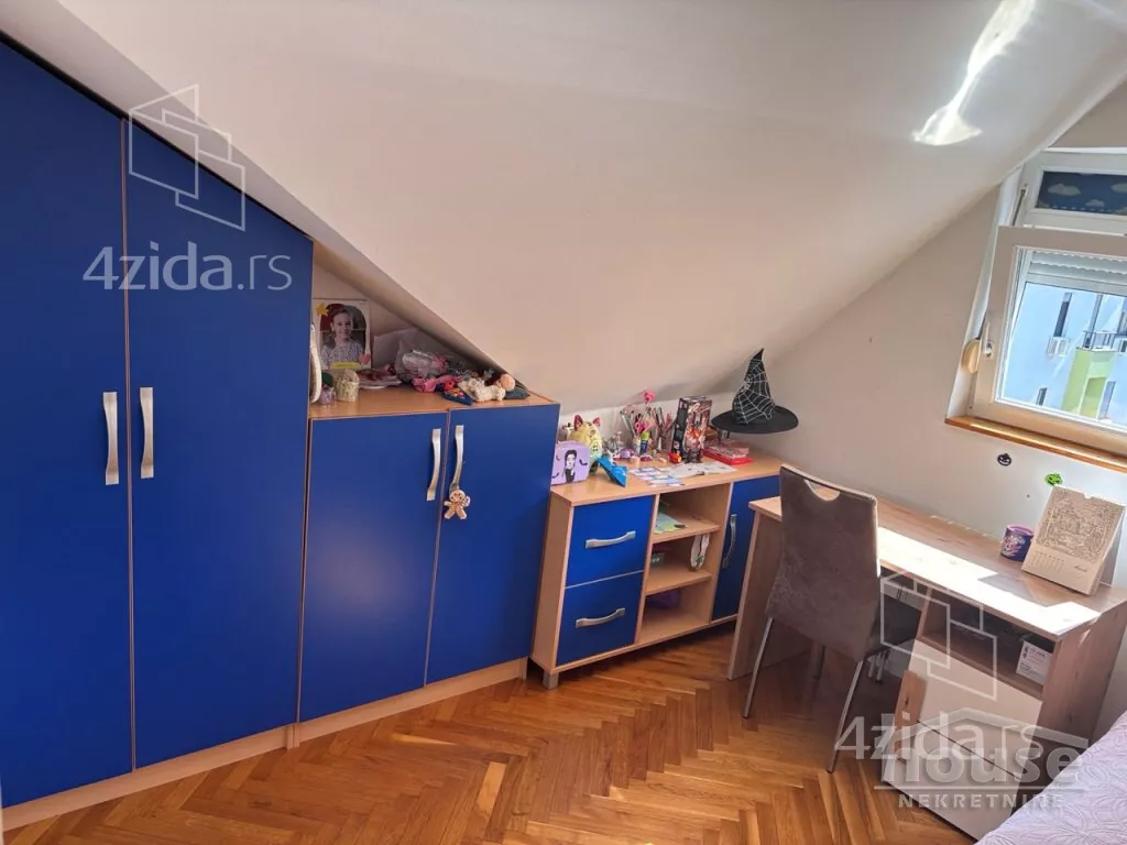 Četvorosoban stan | 4zida