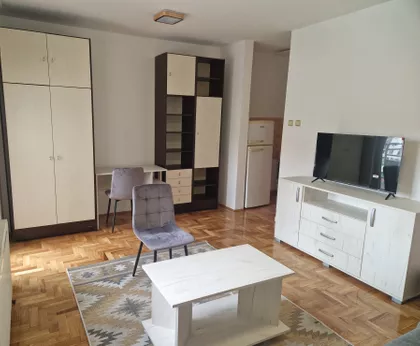 Trg Majke Jevrosime 21 | 4zida.rs