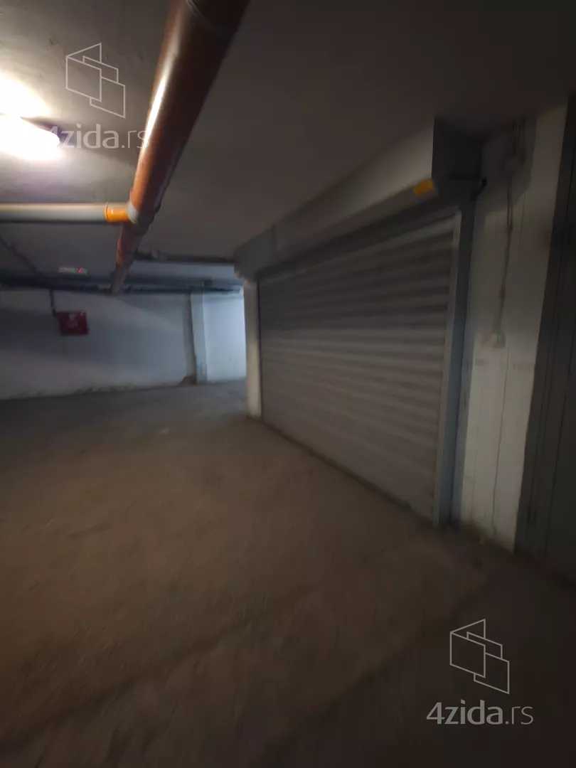 Garaža | 4zida