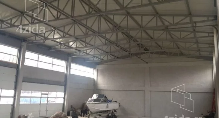 Poslovni prostor | 4zida