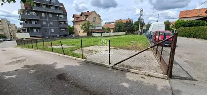Učitelja Mihailovića | 4zida.rs