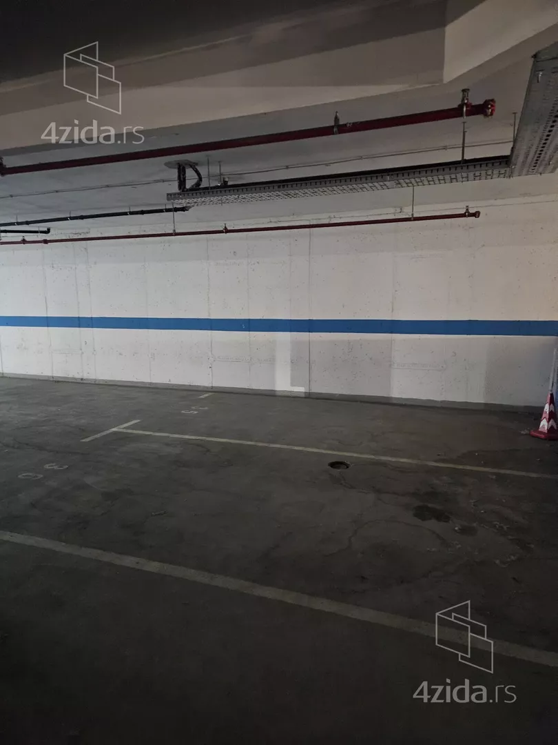 Garaža | 4zida