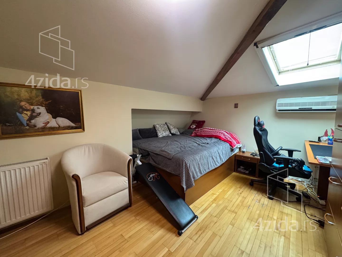 Dvoiposoban stan | 4zida