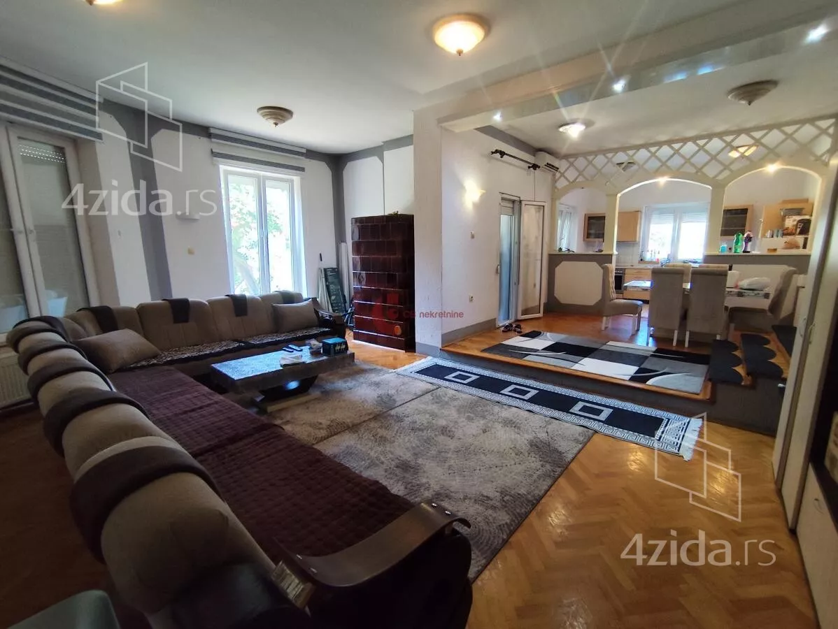 Kuća | 4zida