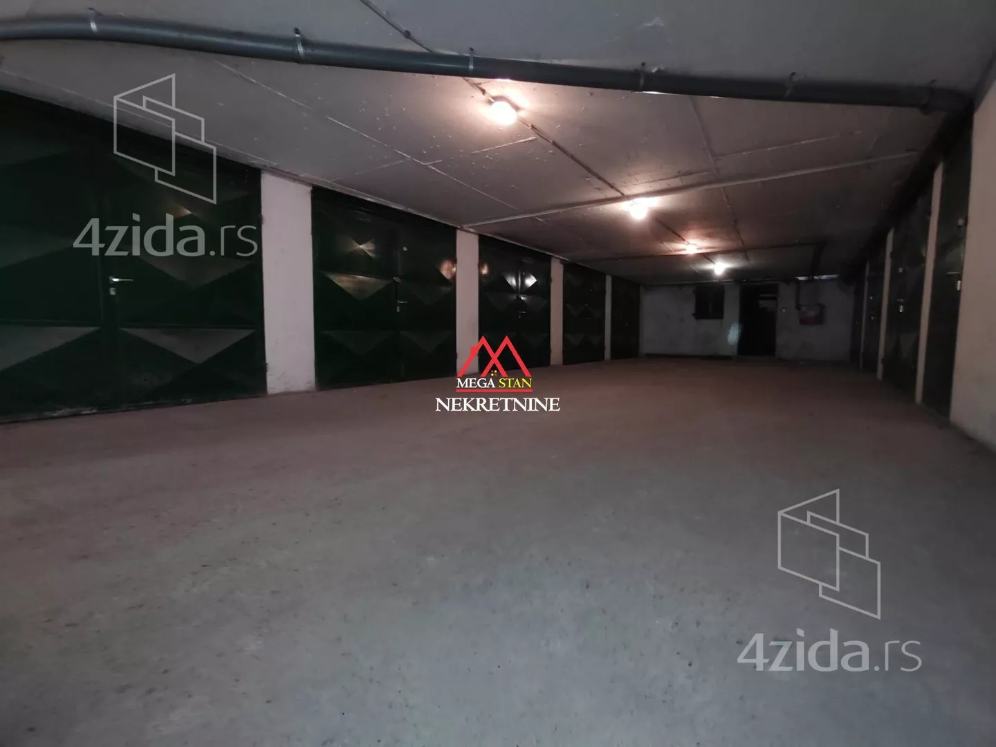 Garaža | 4zida