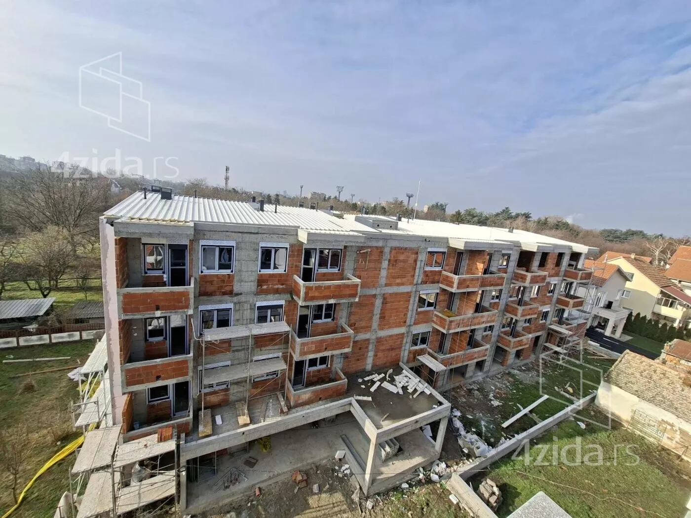 Troiposoban stan | 4zida