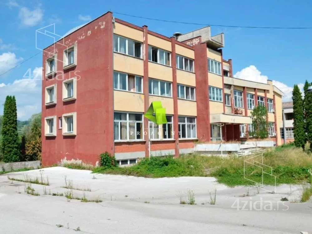 Poslovni prostor | 4zida