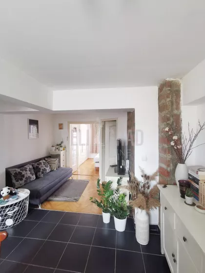 Patrijarha Varnave | 4zida.rs