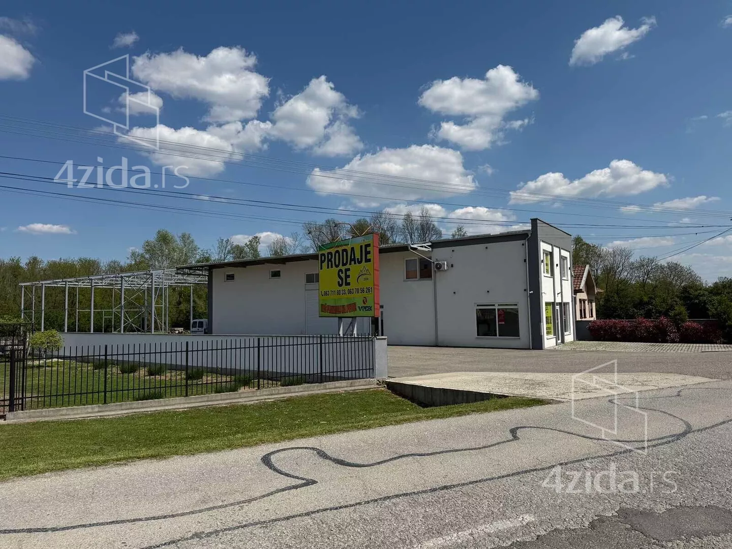 Poslovni prostor | 4zida