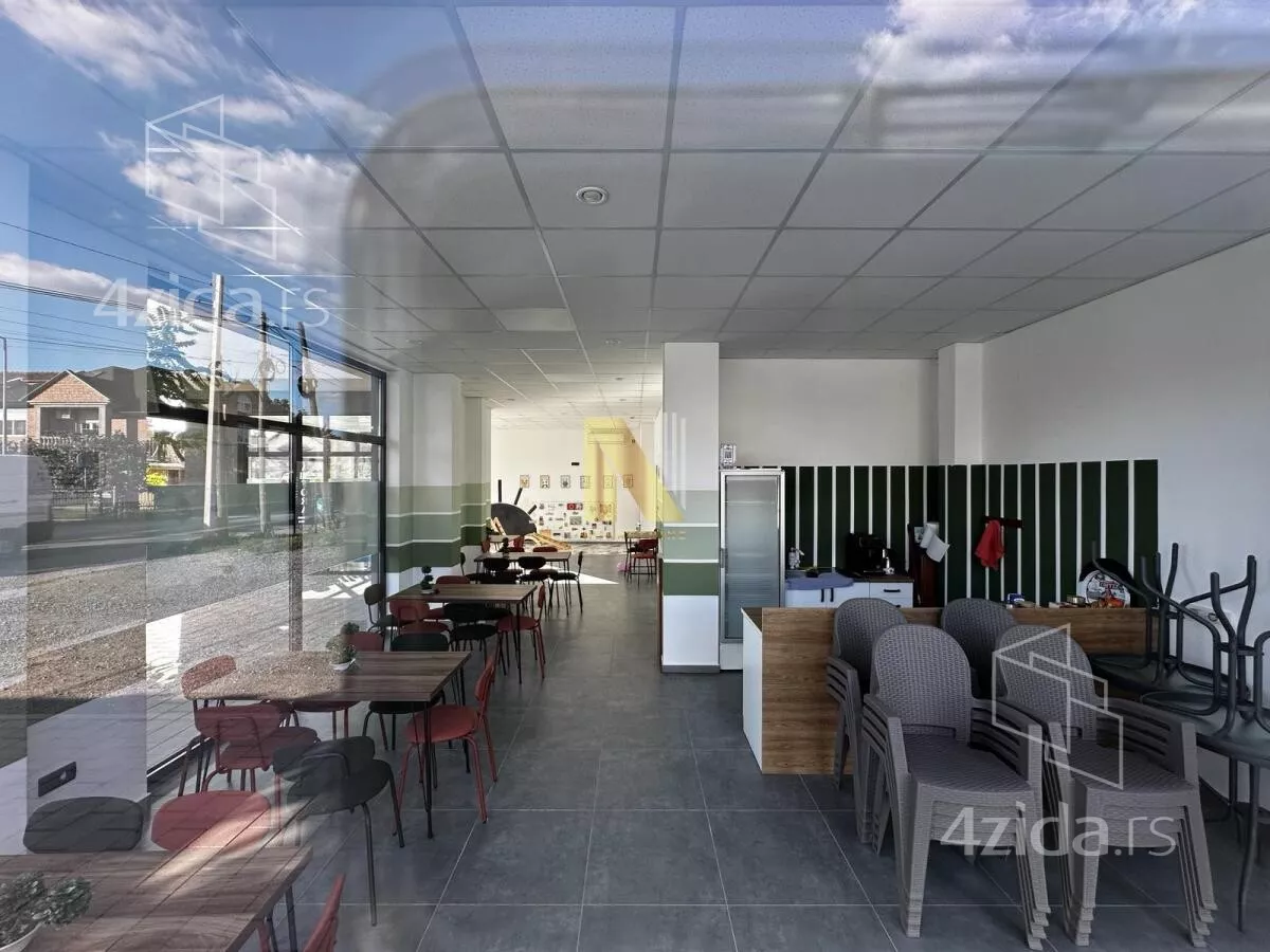 Poslovni prostor | 4zida