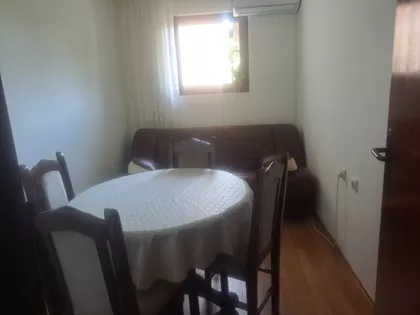 Kolonija Zmaj | 4zida.rs