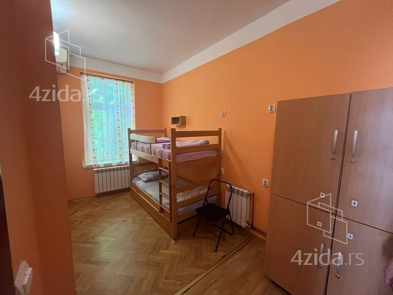 Šestosoban stan | 4zida