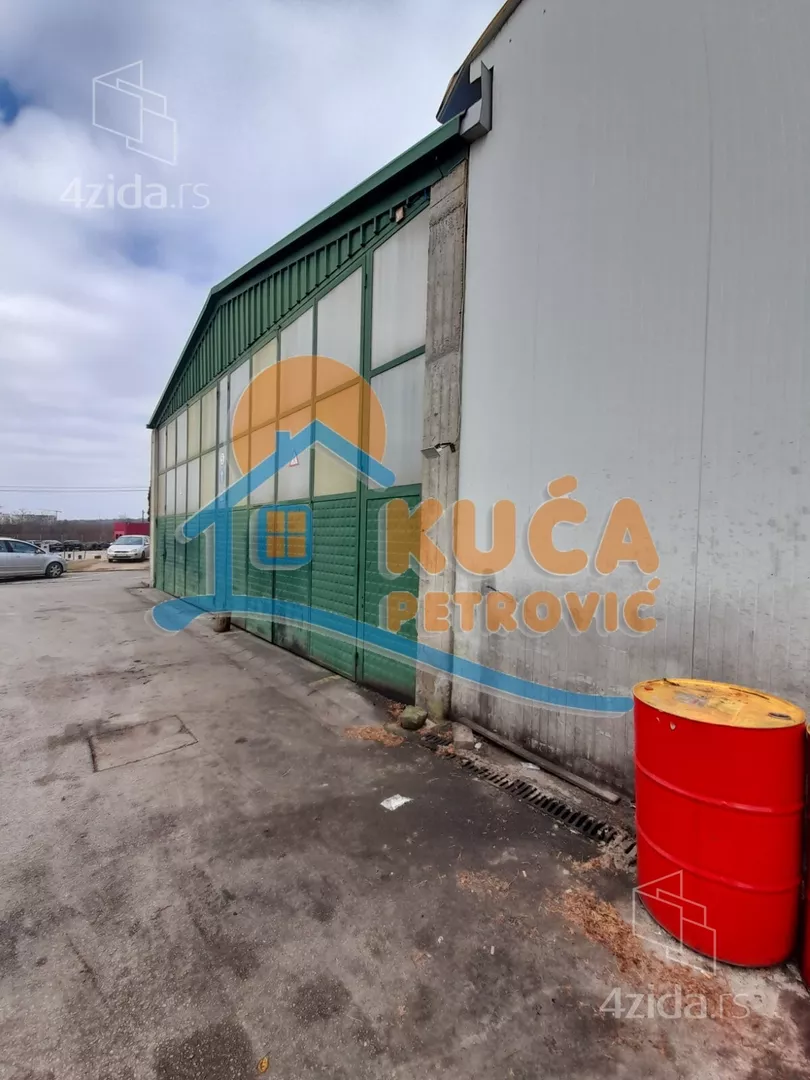 Lokal | 4zida