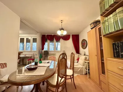 Pariske komune | 4zida.rs