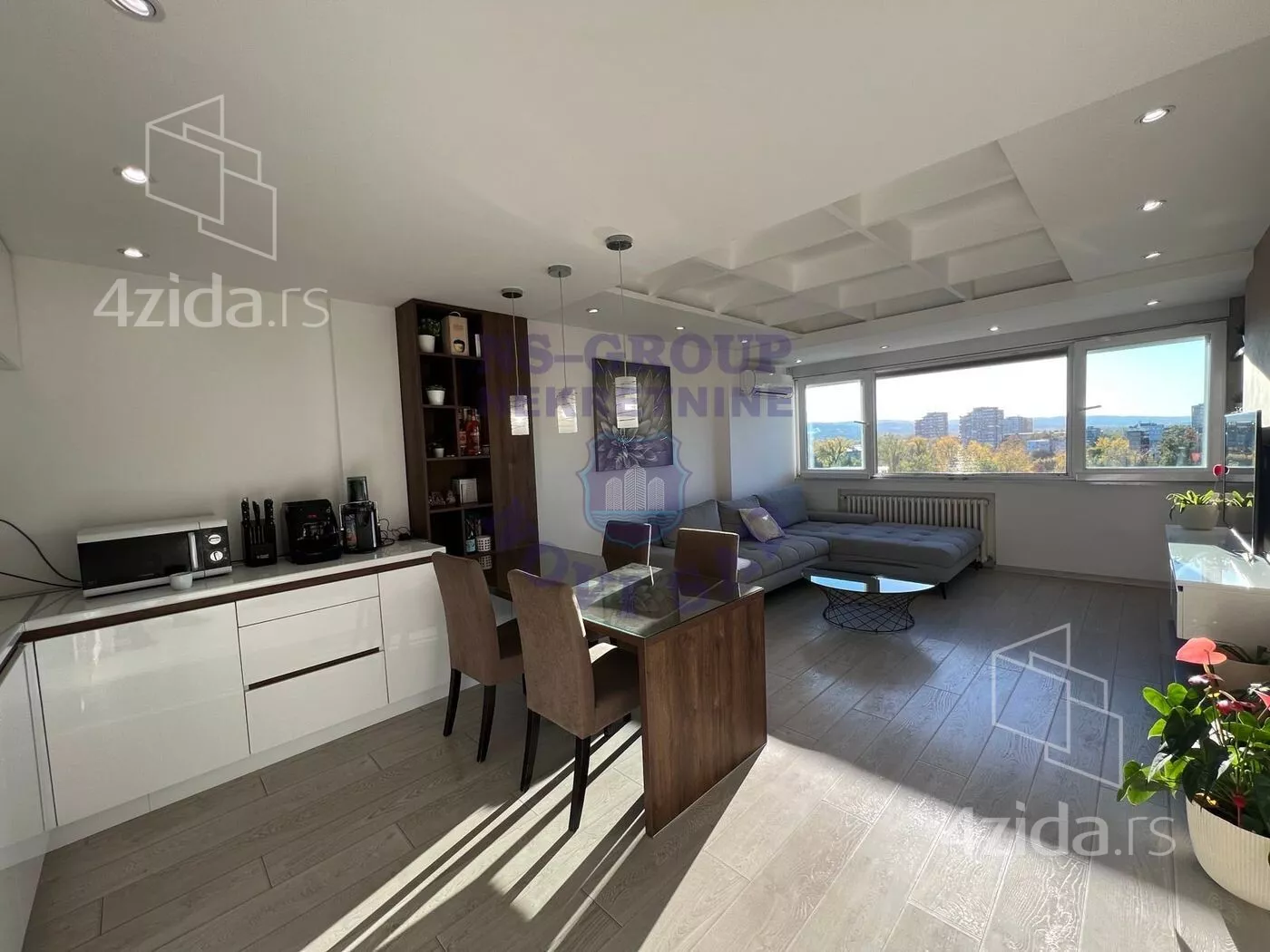 Četvorosoban stan | 4zida