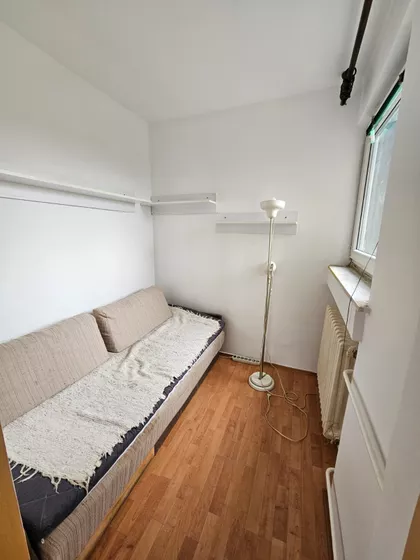 Trg Cara Jovana Nenada 10 | 4zida.rs