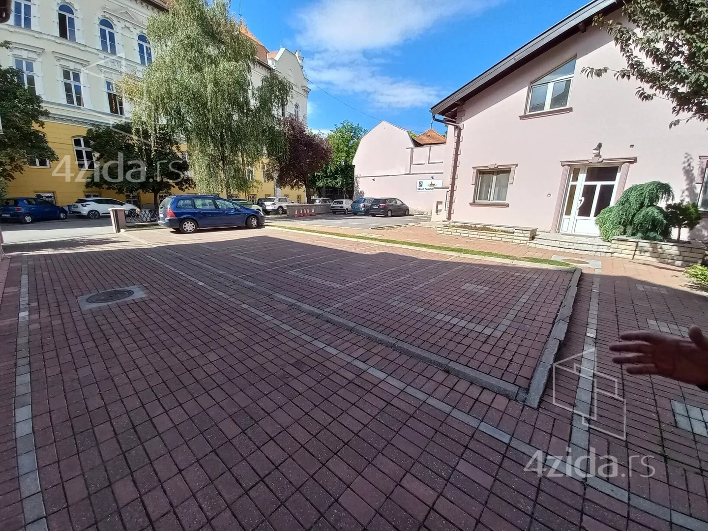 Poslovni prostor | 4zida