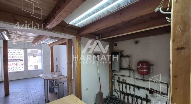 Poslovni prostor | 4zida