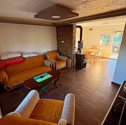 Kraljev Sto | 4zida.rs