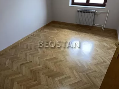 Bežanijskih Ilegalaca | 4zida.rs