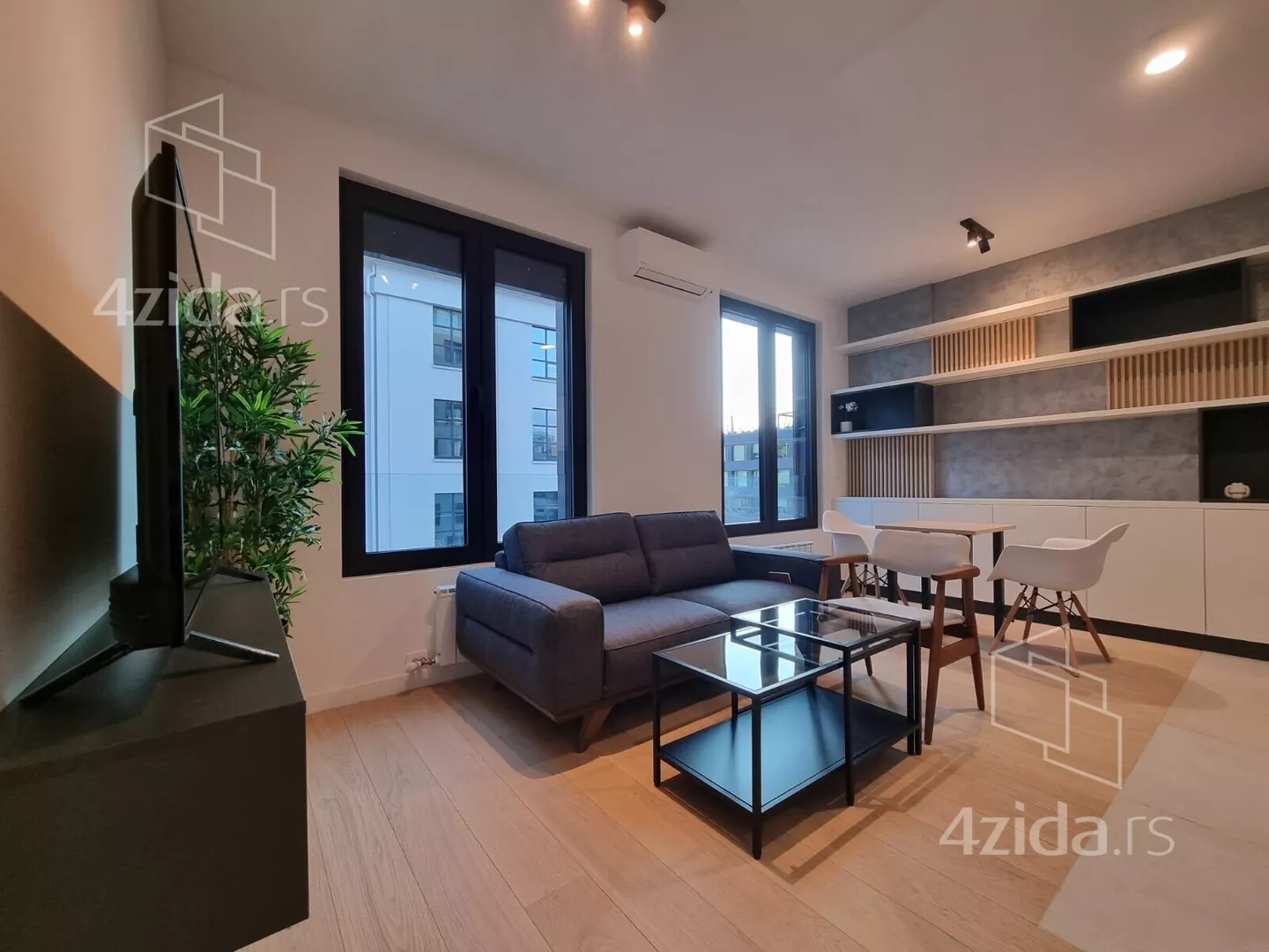 Jednoiposoban stan | 4zida