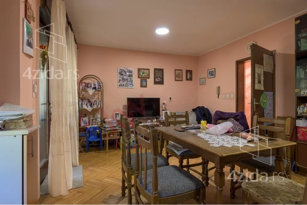 3-etažna kuća | 4zida