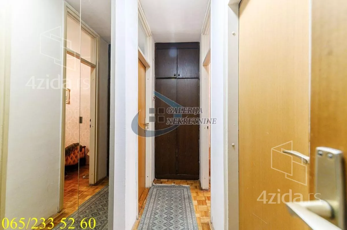 Troiposoban stan | 4zida