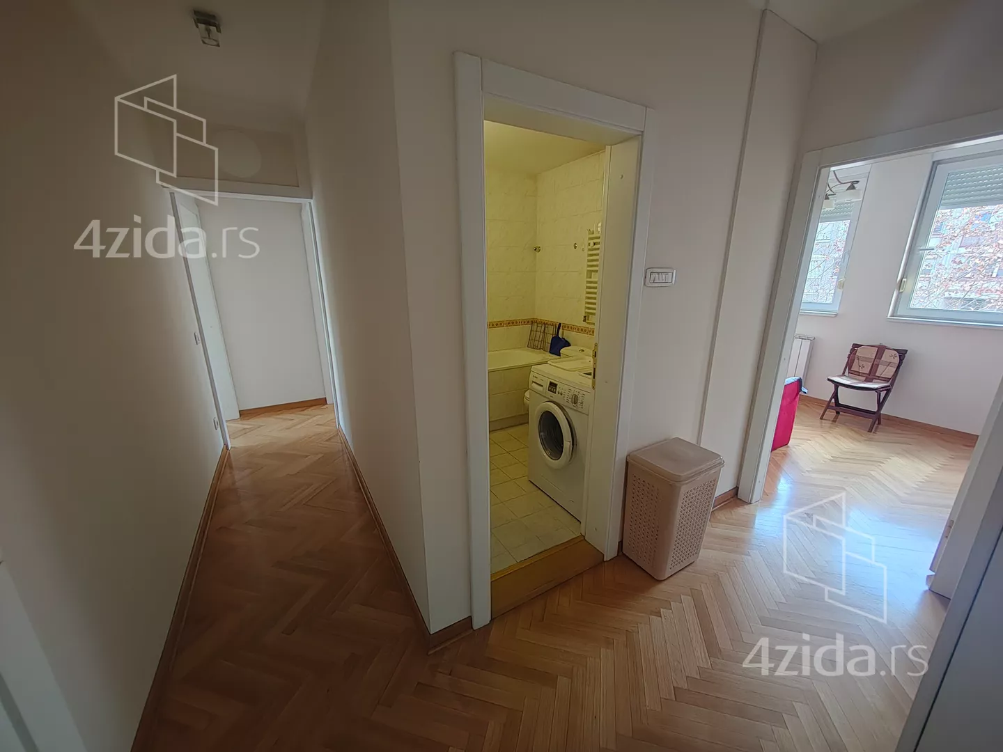 Petosoban stan | 4zida