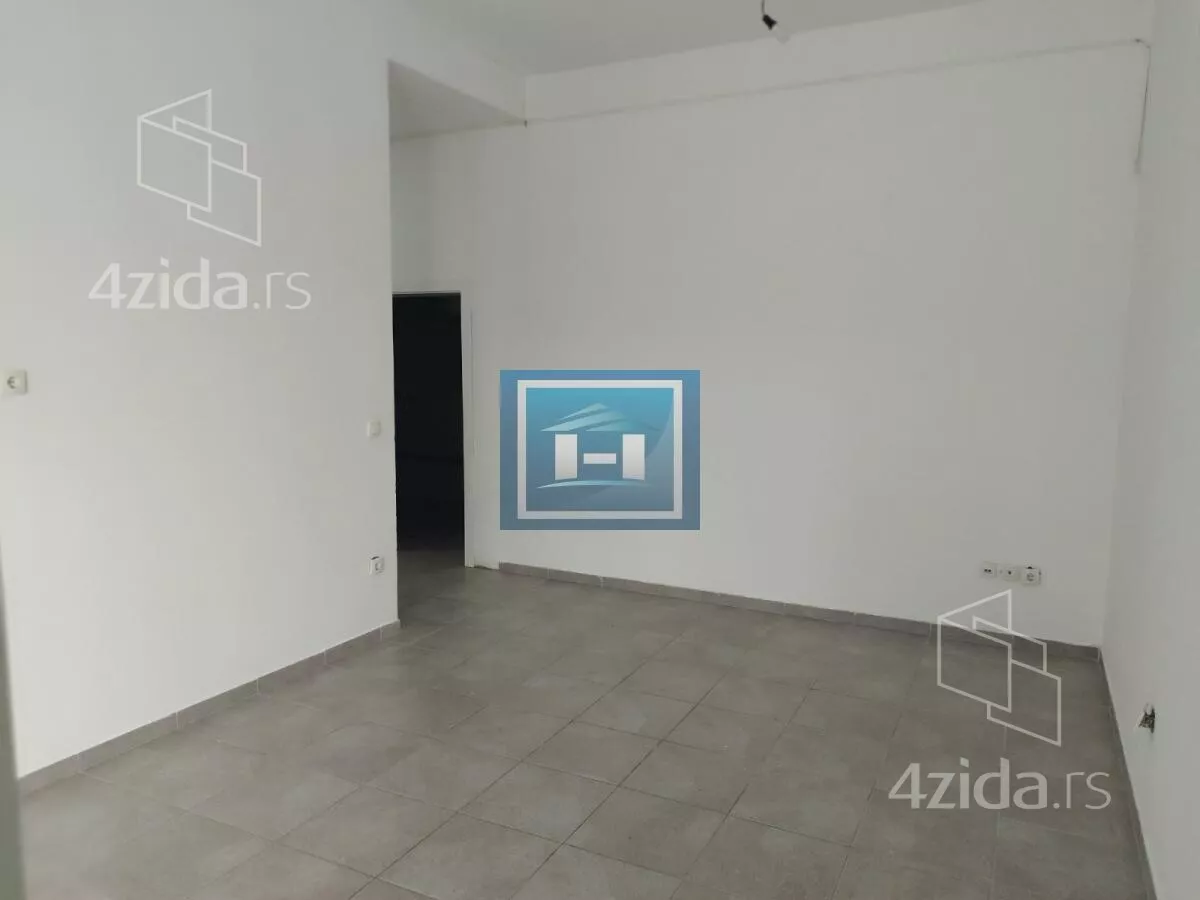 Lokal | 4zida