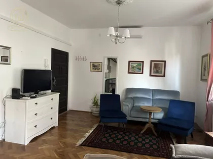 Crveni Krst Vračar | 4zida.rs